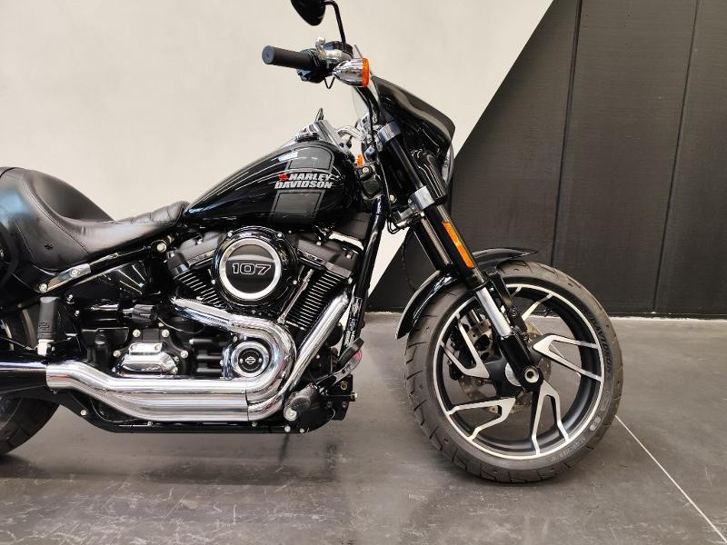 HARLEY-DAVIDSON Softail Sport Glide