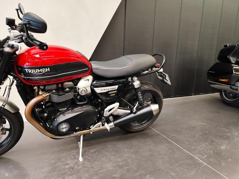 TRIUMPH Speed Twin