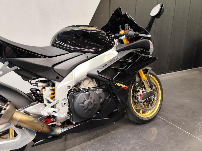 APRILIA RSV4