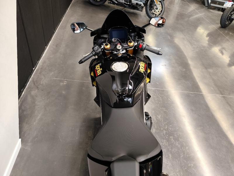 APRILIA RSV4