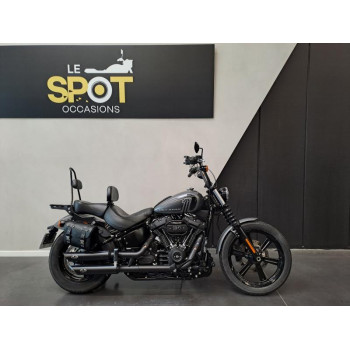 HARLEY-DAVIDSON Softail Street Bob