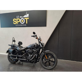 HARLEY-DAVIDSON Softail Street Bob