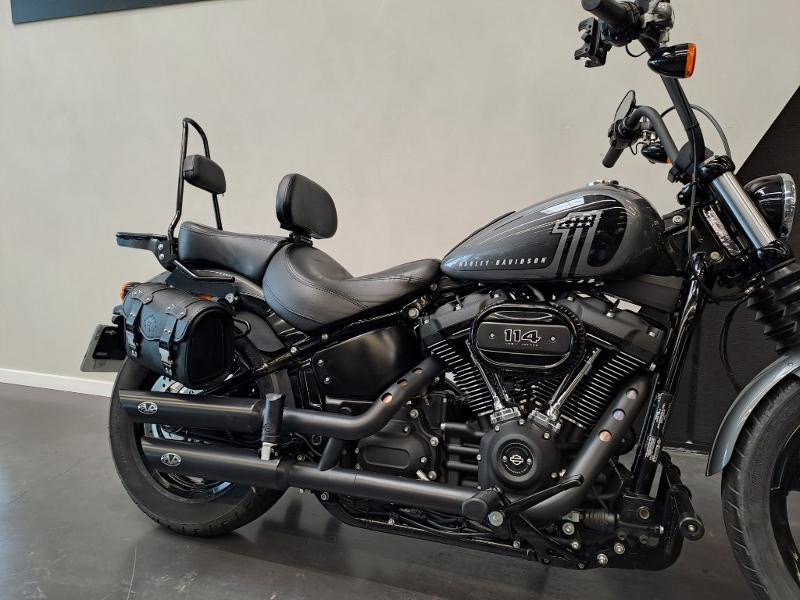 HARLEY-DAVIDSON Softail Street Bob