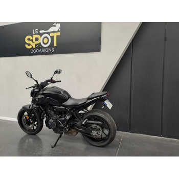 YAMAHA MT