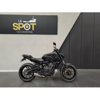 YAMAHA MT