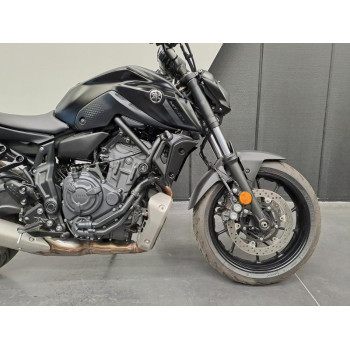 YAMAHA MT