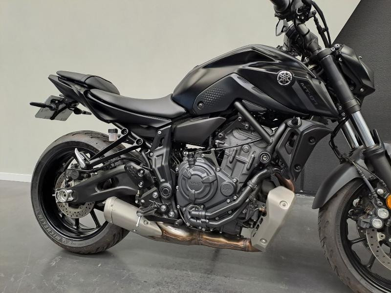 YAMAHA MT