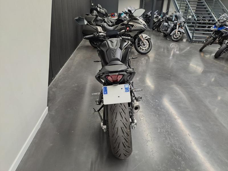 YAMAHA MT