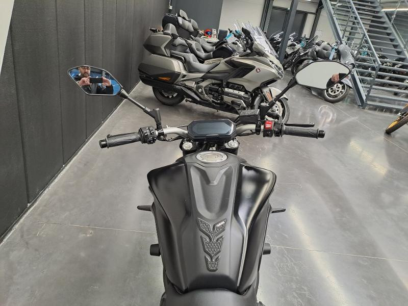 YAMAHA MT