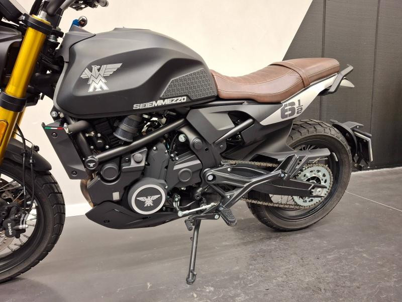 MOTO MORINI Seiemmezzo