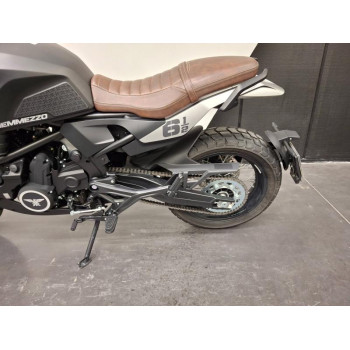 MOTO MORINI Seiemmezzo