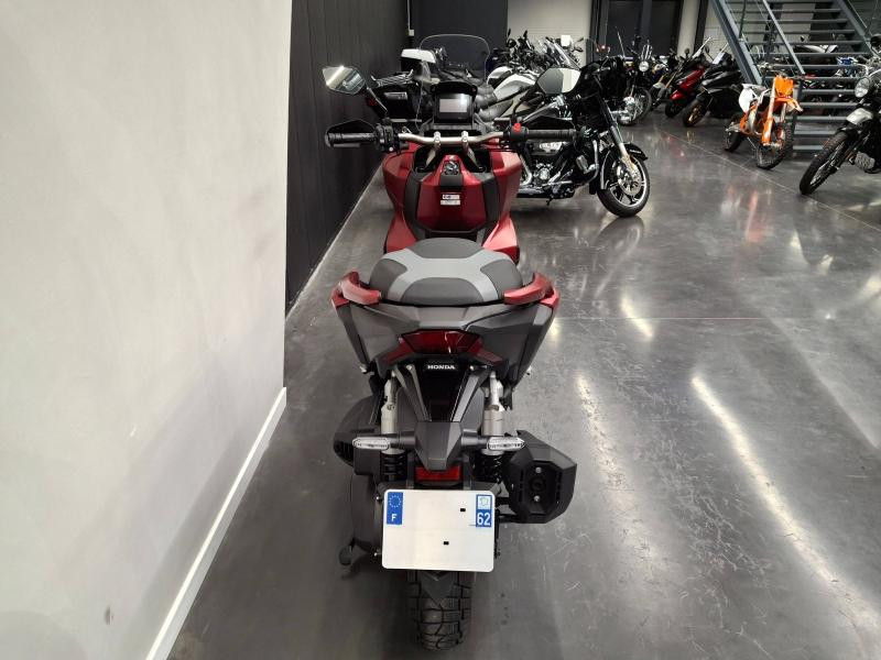 HONDA ADV