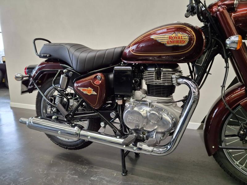 ROYAL ENFIELD Bullet